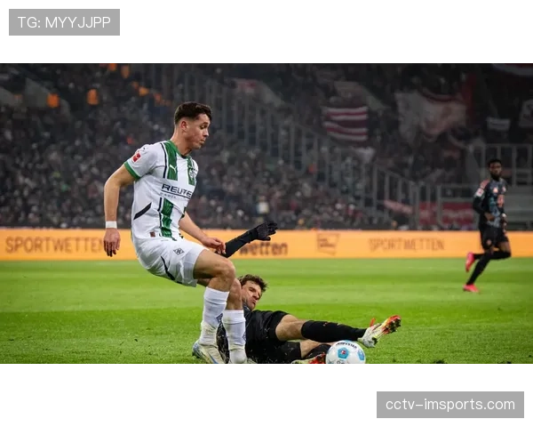 技术统计：拜仁全场控球率仅42%，但反击效率致胜。